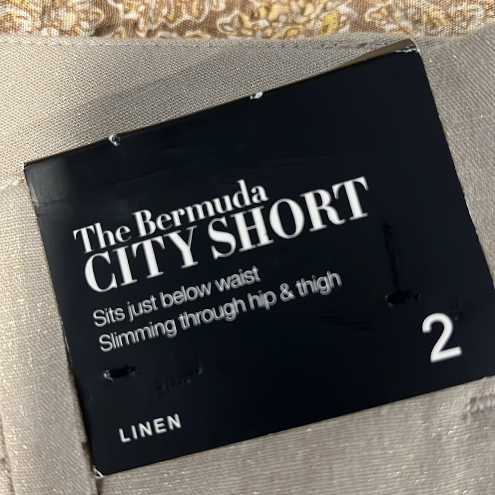 New York and Company Size 2 Bermuda Shorts. NWT. - Picture 3 of 6